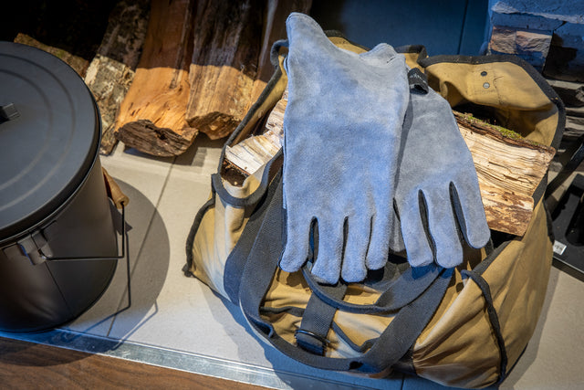 The Take-Out Kit - Heat-Resistant Leather Gloves + Log Carrier Bag